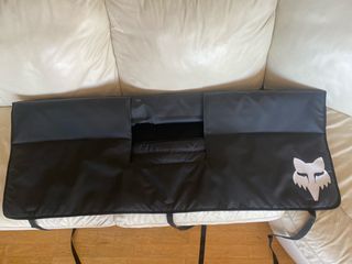 Fox Racing Tailgate Cover Small για καρότσα pickup.