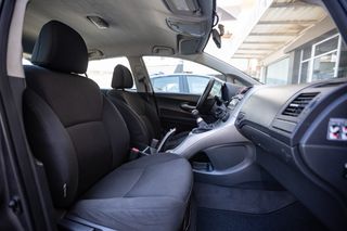 Toyota Auris 2008 1.4 VVT-I-thumb-16