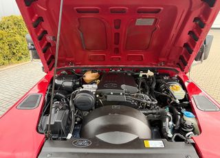 Land Rover Defender 2013 110 high cup