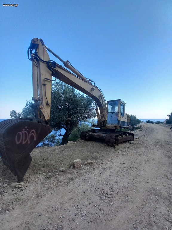 Εκσκαφέας Με Ερπύστριες CAT 1984 caterpillar 225