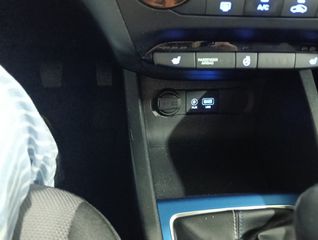 Hyundai i 20 2017 1.2 PASSION NAVIGATION-thumb-35