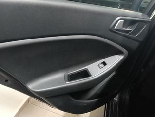 Hyundai i 20 2017 1.2 PASSION NAVIGATION-thumb-36