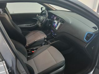 Hyundai i 20 2017 1.2 PASSION NAVIGATION-thumb-19