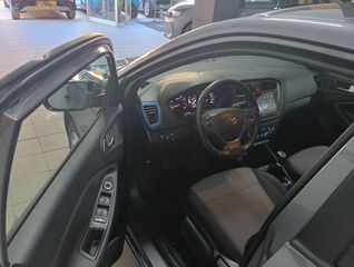 Hyundai i 20 2017 1.2 PASSION NAVIGATION-thumb-42