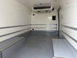 Ψυγείο Mercedes-Benz 2021 514-thumb-15