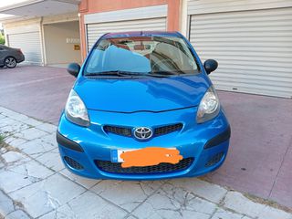 Toyota Aygo 2010 1000cc5θυρο AUTOMATIC 100000XLM EΛΛ.ΑΝΤ.