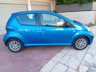 Toyota Aygo 2010 1000cc5θυρο AUTOMATIC 100000XLM EΛΛ.ΑΝΤ.-thumb-3