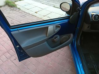Toyota Aygo 2010 1000cc5θυρο AUTOMATIC 100000XLM EΛΛ.ΑΝΤ.-thumb-4