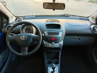 Toyota Aygo 2010 1000cc5θυρο AUTOMATIC 100000XLM EΛΛ.ΑΝΤ.-thumb-8