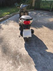 Sym Symphony ST 200i 2018-thumb-10