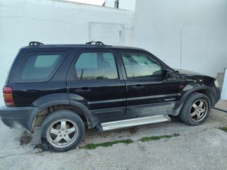Ford Maverick 2005