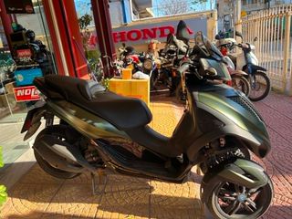 Piaggio MP3 YOURBAN 2018 MP3 LT YOURBAN-thumb-2