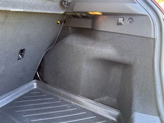 Ford Fiesta 2017 ST LINE-thumb-40