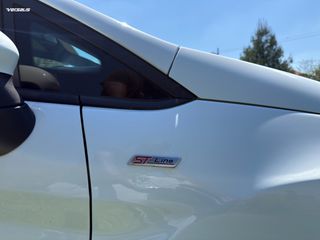 Ford Fiesta 2017 ST LINE-thumb-10
