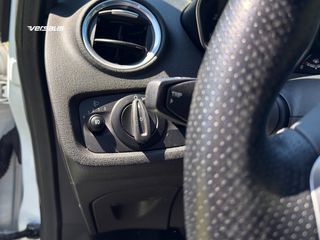 Ford Fiesta 2017 ST LINE-thumb-16
