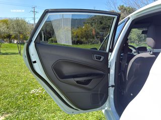 Ford Fiesta 2017 ST LINE-thumb-19