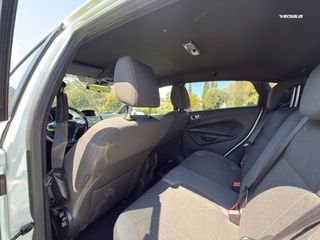 Ford Fiesta 2017 ST LINE-thumb-23
