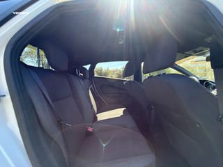 Ford Fiesta 2017 ST LINE-thumb-27