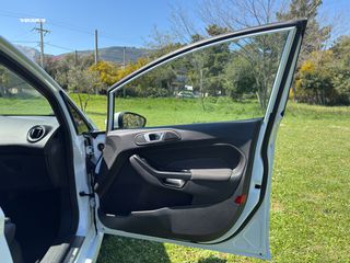 Ford Fiesta 2017 ST LINE-thumb-30