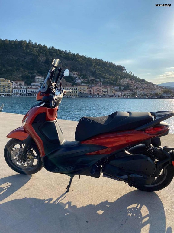 Piaggio Beverly 300 2022 POLICE