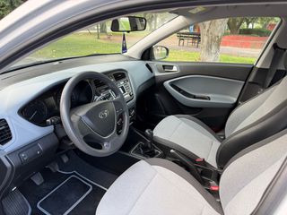 Hyundai i 20 2016-thumb-5