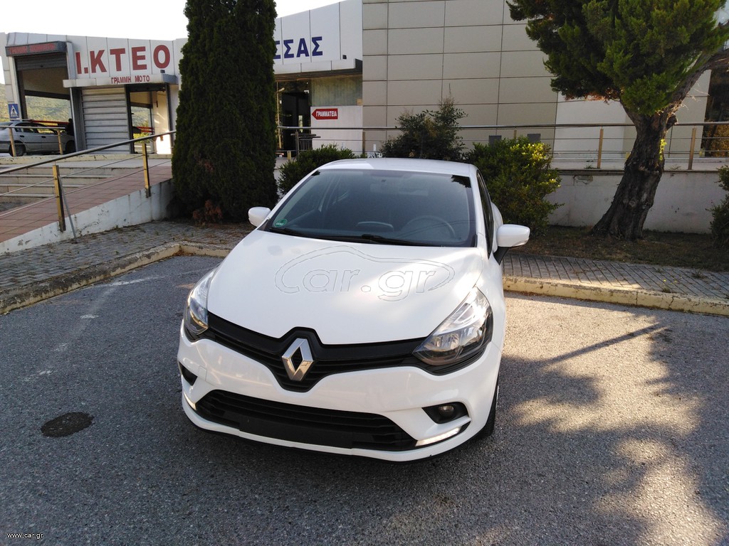 Renault Clio 2020 TCe  Life  -  NAVI