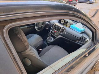 Lancia Ypsilon 2006 1400 16V-thumb-9