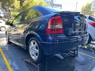 Opel Astra 2000 SPORT-thumb-5
