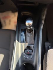 Toyota C-HR 2018-thumb-6