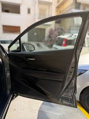 Toyota C-HR 2018-thumb-9