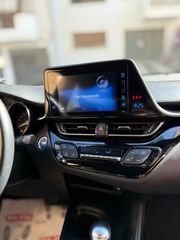 Toyota C-HR 2018-thumb-12