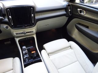Volvo XC40 2022 INSCRIPTION 19'' ZANTEΣ MIRROR LINK NAVI CAMERA ΔΕΡΜΑ!!-thumb-16