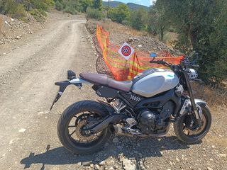 Yamaha XSR 900 2016-thumb-11