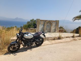 Yamaha XSR 900 2016-thumb-15