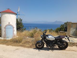 Yamaha XSR 900 2016-thumb-5