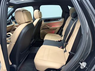 Porsche Cayenne 2024 S E-HYBRID PANORAMA BLACK EDITION FULL EXTRA-thumb-43