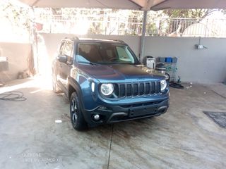 Jeep Renegade 2022 TRAILHAWK - 1.3 T4 4xe Plug-in Hybrid - LOW - KEYLESS