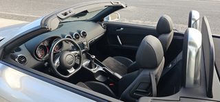 Audi TT 2012 2000 TFSI-thumb-17