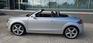 Audi TT 2012 2000 TFSI-thumb-25