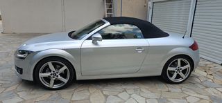 Audi TT 2012 2000 TFSI-thumb-34