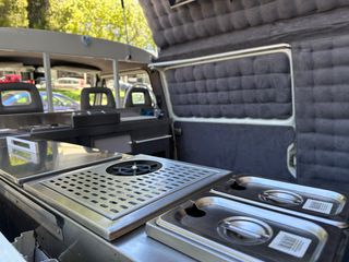 Volkswagen T3 1989 Van-bar-thumb-18