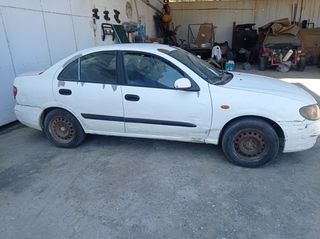 Nissan Almera 2003 N16-thumb-2