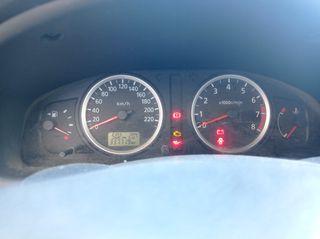 Nissan Almera 2003 N16-thumb-5