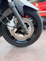 Yamaha XMAX 250 2011-thumb-14