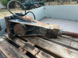 Σφυριά JCB 2007 Atlas copco hm 265 jcb-thumb-1
