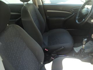 Ford Focus 2001 ΘΕΟΦΙΛΑΤΟΣ ΕΠΙΛΕΓΜΕΝΟ ΟΧΗΜΑ//1.4cc.SEDAN//Α.ΧΕΡΙ//ΑΝΤΑΛΛΑΓΕΣ-thumb-12