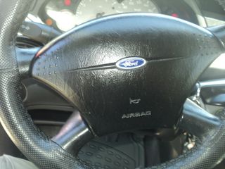 Ford Focus 2001 ΘΕΟΦΙΛΑΤΟΣ ΕΠΙΛΕΓΜΕΝΟ ΟΧΗΜΑ//1.4cc.SEDAN//Α.ΧΕΡΙ//ΑΝΤΑΛΛΑΓΕΣ-thumb-16