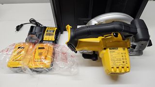 DEWALT ΔΙΣΚΟΠΡΙΟΝΟ ΜΠΑΤΑΡΙΑΣ 2X5AH 18V