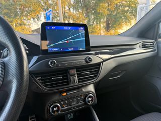 Ford Focus 2021 ST LINE-thumb-14