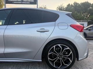 Ford Focus 2021 ST LINE-thumb-8